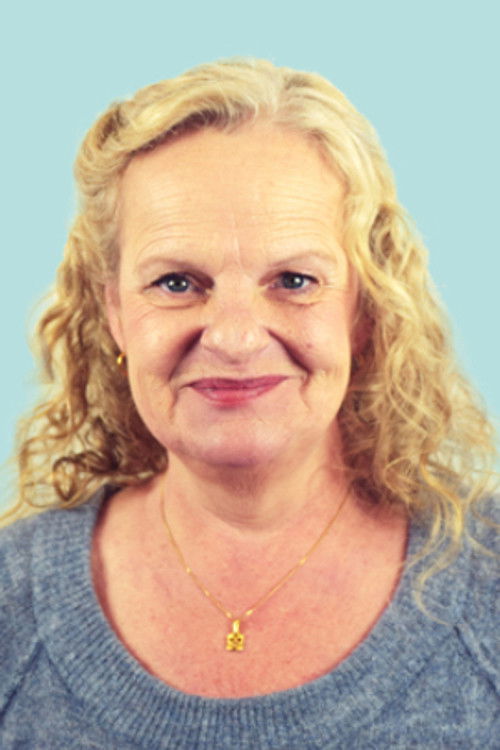 Mitta Van der Maat as Prostituée