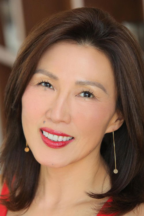 Yvonne YF Chan as Mom