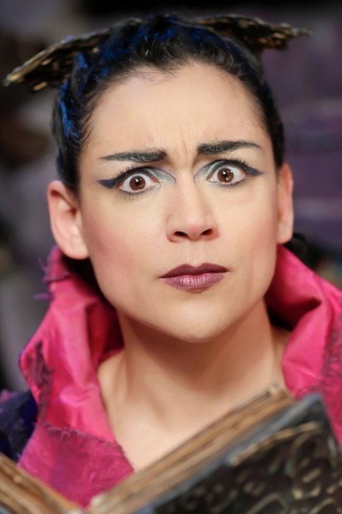 Zahira Berrezouga as Fatima