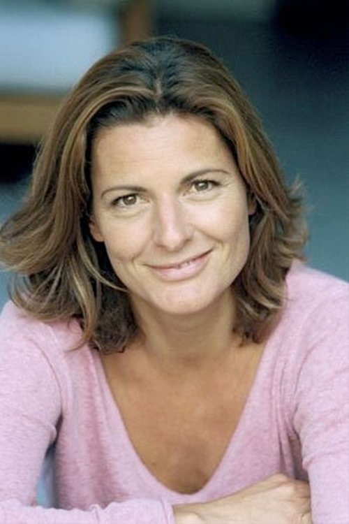 Marie Zidi as Clémentine