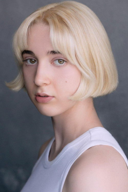 Maisie Ayres as Jessie