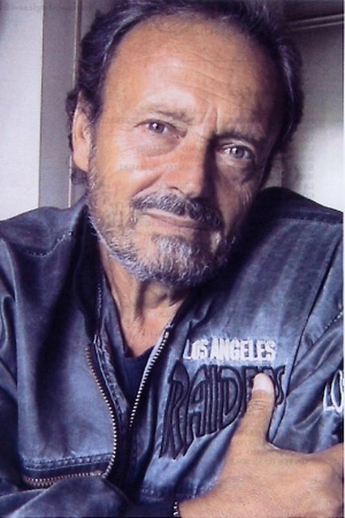 Vassili Karis as Bruno Nielsen (as Vassili Karamesinis)