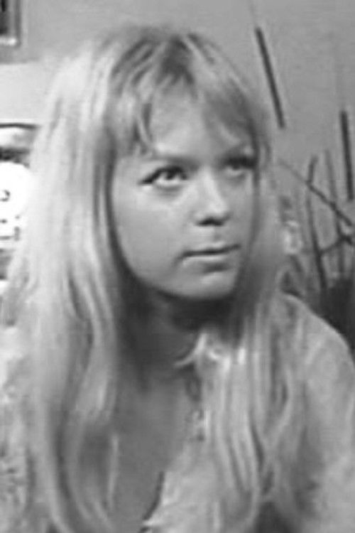 Odile Geoffroy as Young Communist Girl