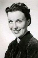 Constance Smith as Nina