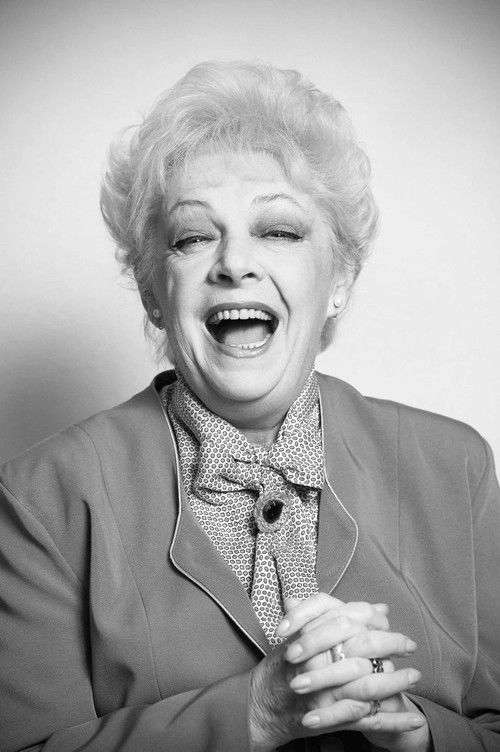 Ileana Stana Ionescu as Mrs. Firu