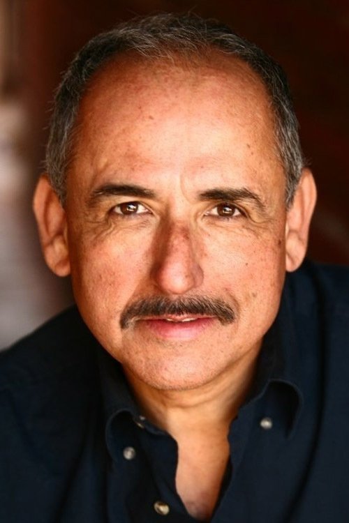 Gary Carlos Cervantes as Cabbie