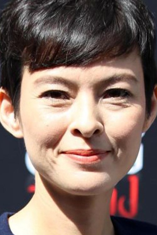 Mouzie Benjawan Kulterdtool as Dao