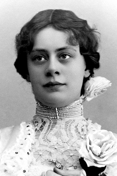 Betty Nansen as Anna Karenina