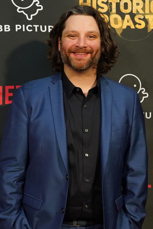 Avery Pearson as Taylor