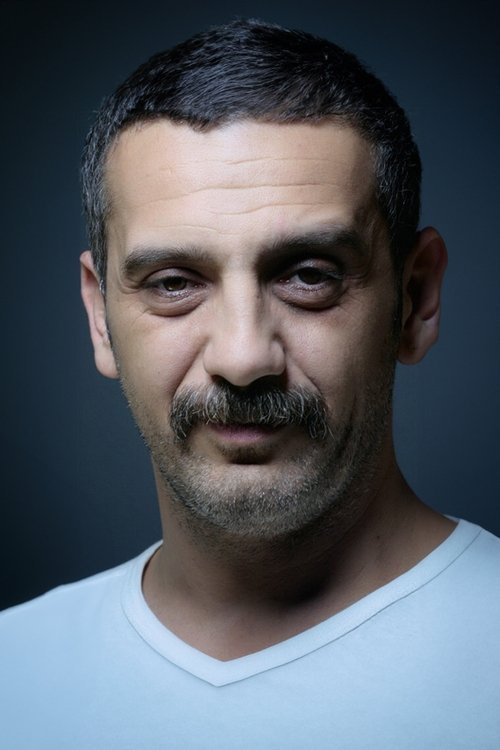 Koray Şahinbaş as Başkomiser Cemal