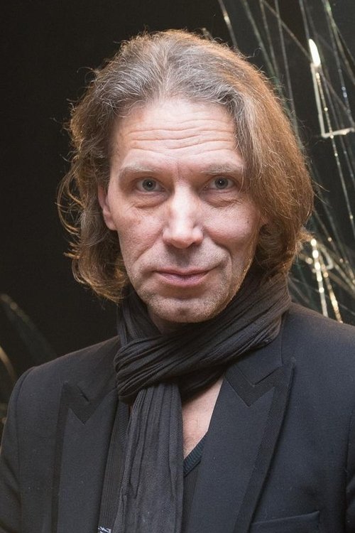 Raoul Kurvitz as Horseman