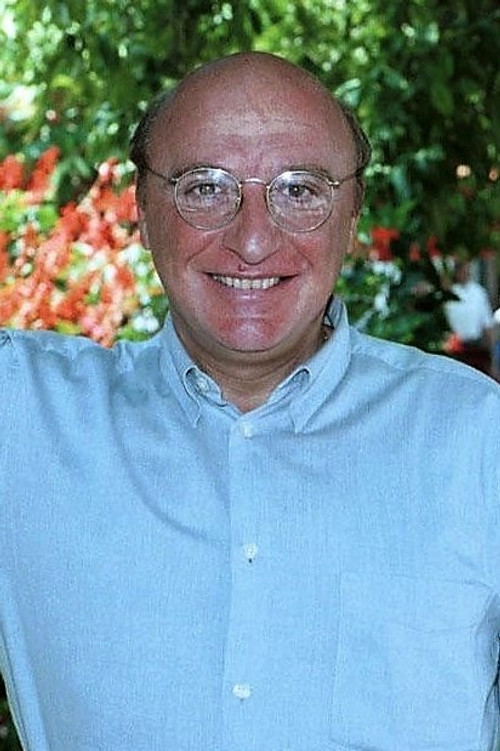 Raúl Sender as José María