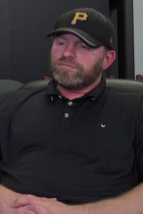 Quinn Magnum as Himself