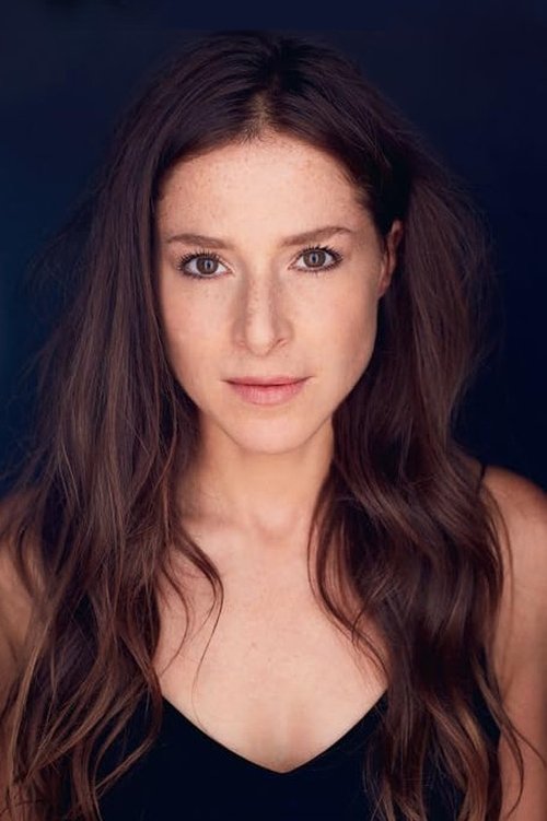 Chloe Sirene as Cecile