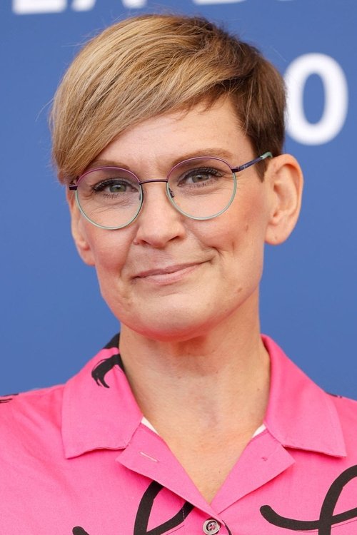 Sari Aaltonen as Woman on the Street