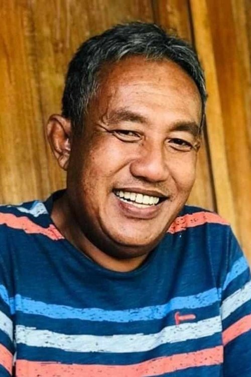 Ujang Ronda as School's Security