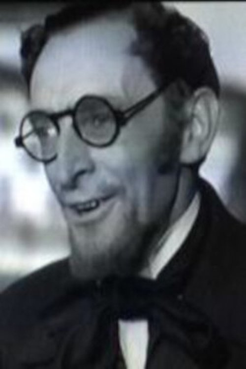 Arturo Marín as Don Luis (no acreditado)