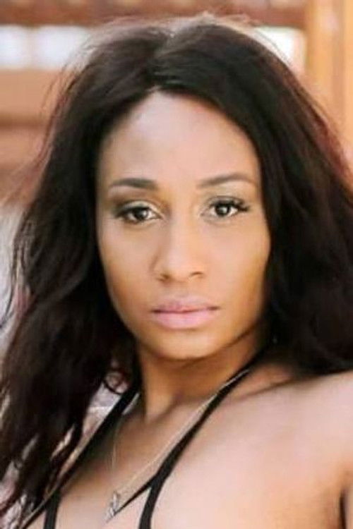 LaRonda Renee as Reese Gibson