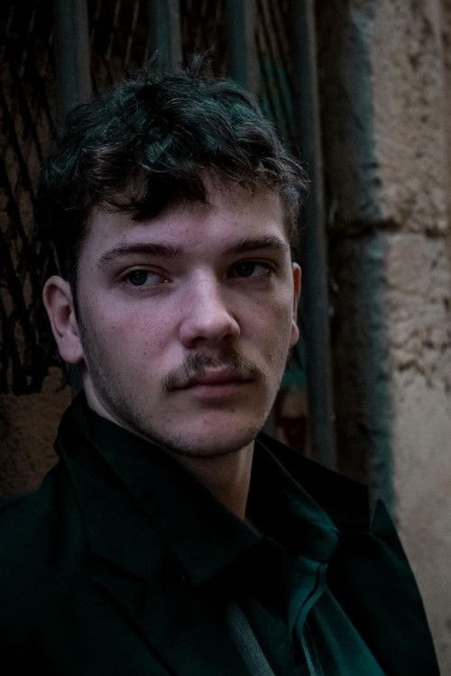 Gwendal Loisel as Assistant de GG