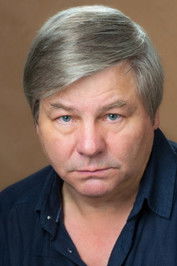 Viktor Nikitin as Volodya Starkov