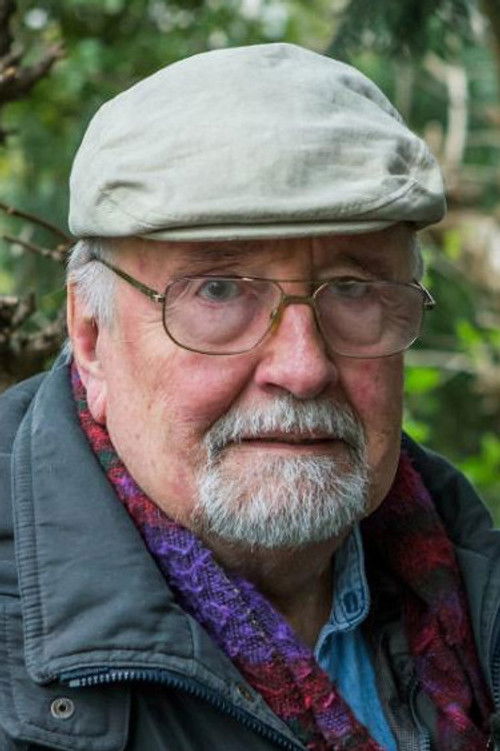 Eduard Hrubeš as Self – Host