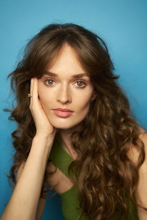 Anaëlle Duguet as Emilie