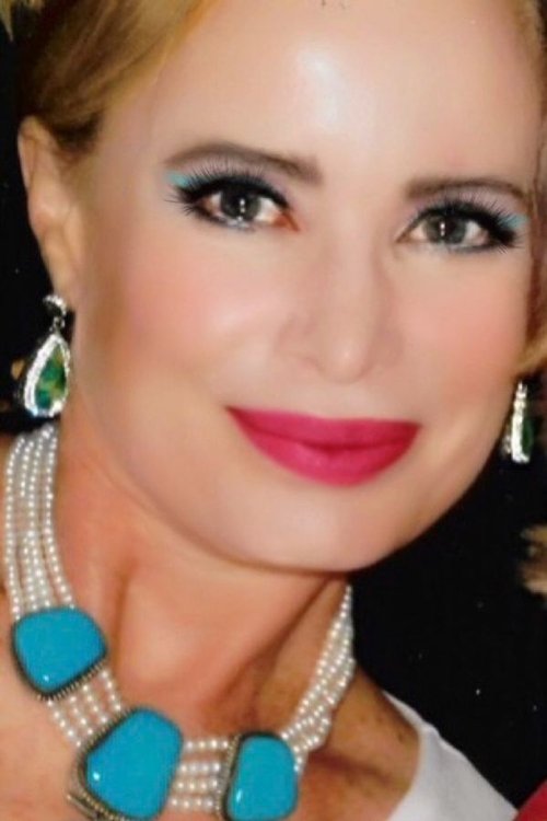 Maureen LaVette as Tracy Haden