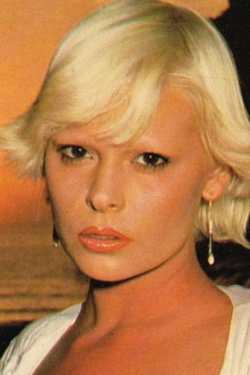 Karine Gambier as Frau Oberst