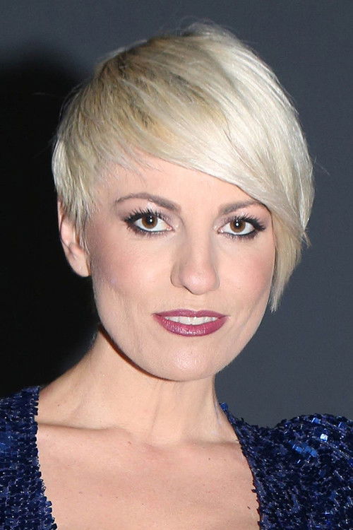 Maria Englezou as Νίκη Μοσχονά