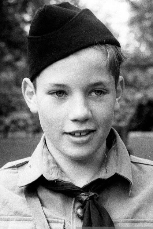 Jan-Claudius Schwarzbauer as Hannes Hacker