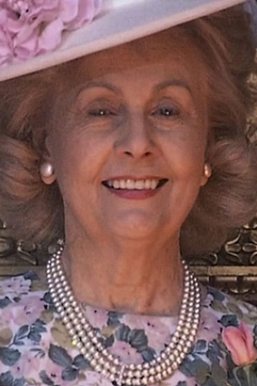 Alison McGuire as Queen of England