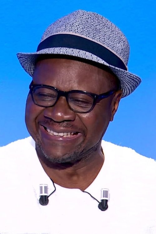 Papa Wemba as Self - Singer