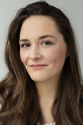 Virginie Morin as Mélanie (éducatrice)