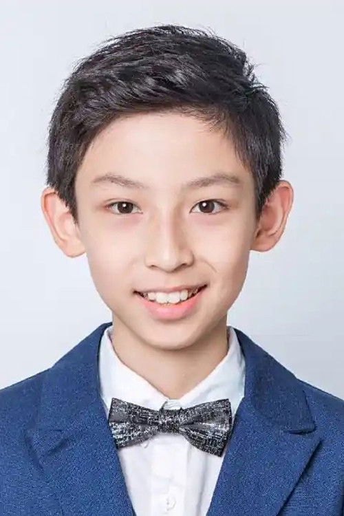 Yang Jinze as Xiao Tian