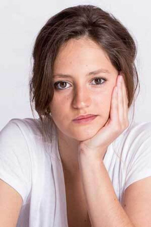 Marta Costa as Vera's Friend