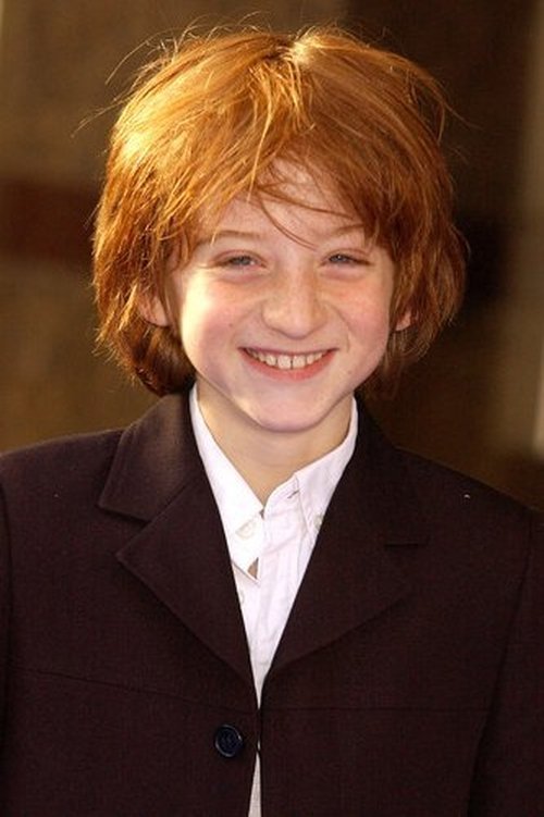 Raphaël Coleman as Ronnie Tyler