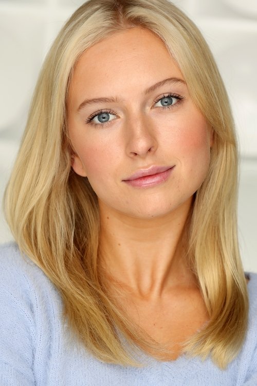 Savanna Gann as Olivia