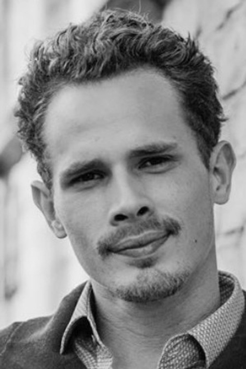 Flor Van Severen as Bill