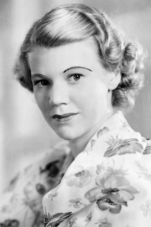 Irma Christenson as Linnea