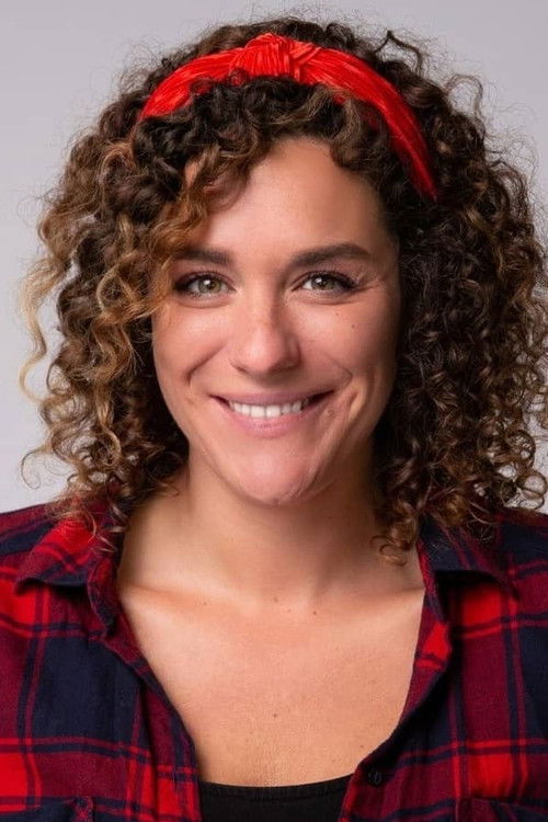 Lynn Tackaert as Pien