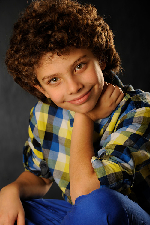 Davide Pugliese as Salei