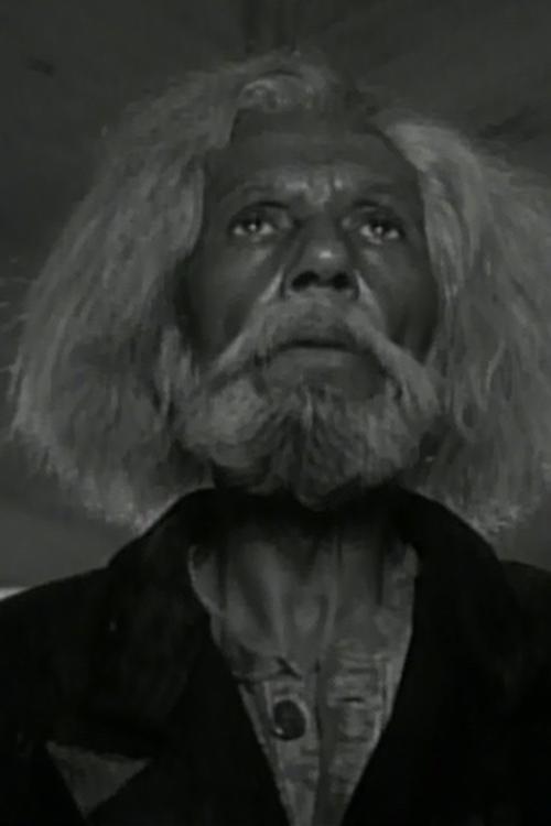 Emory Richardson as Dean Hargreaves