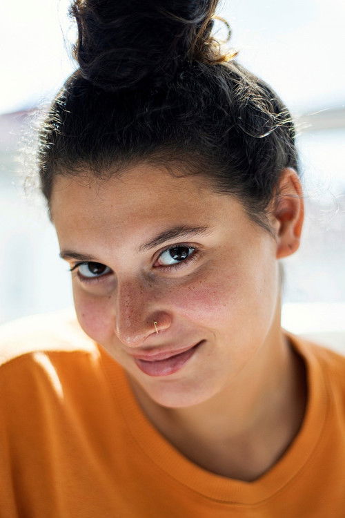 Manal Raga'a Sabit as Shirin