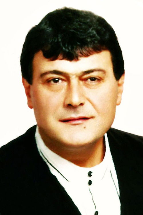 Ferdi Özbeğen as Ferdi