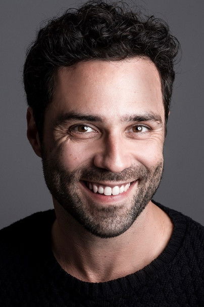 Jorge Albuquerque as Jorge