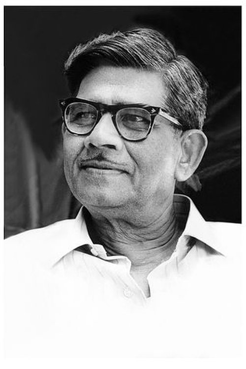 Sebastian Kunjukunju Bhagavathar as Soman's brother