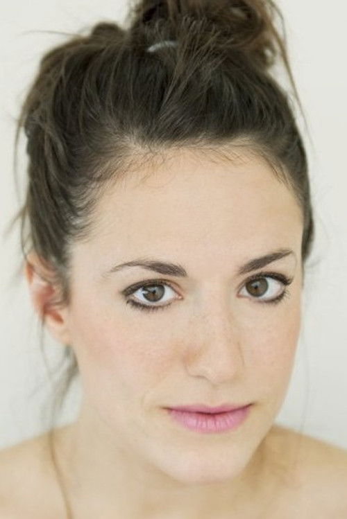 Molly Cranna as Kate