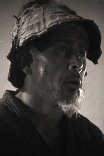 Rustam Tura-Khodzhaev as Tursun