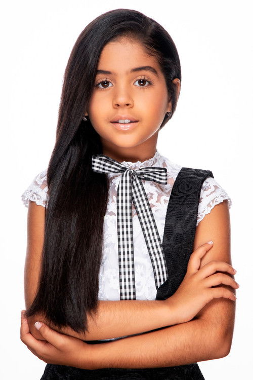 Analia Gomez as Rosa