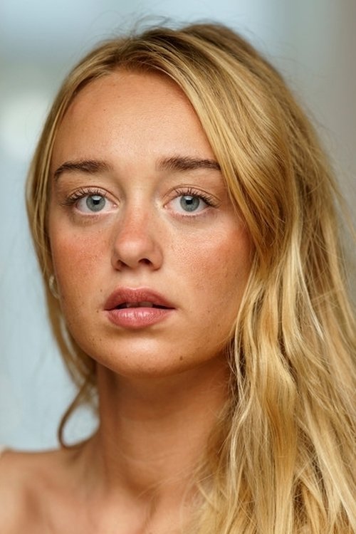 Carla Philip Røder as Milla